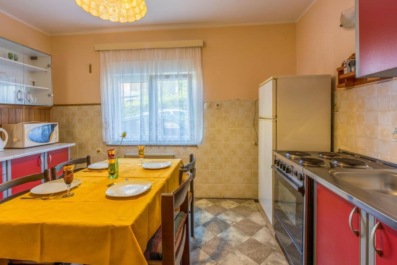 Apartment Eugen Crikvenica Extérieur photo