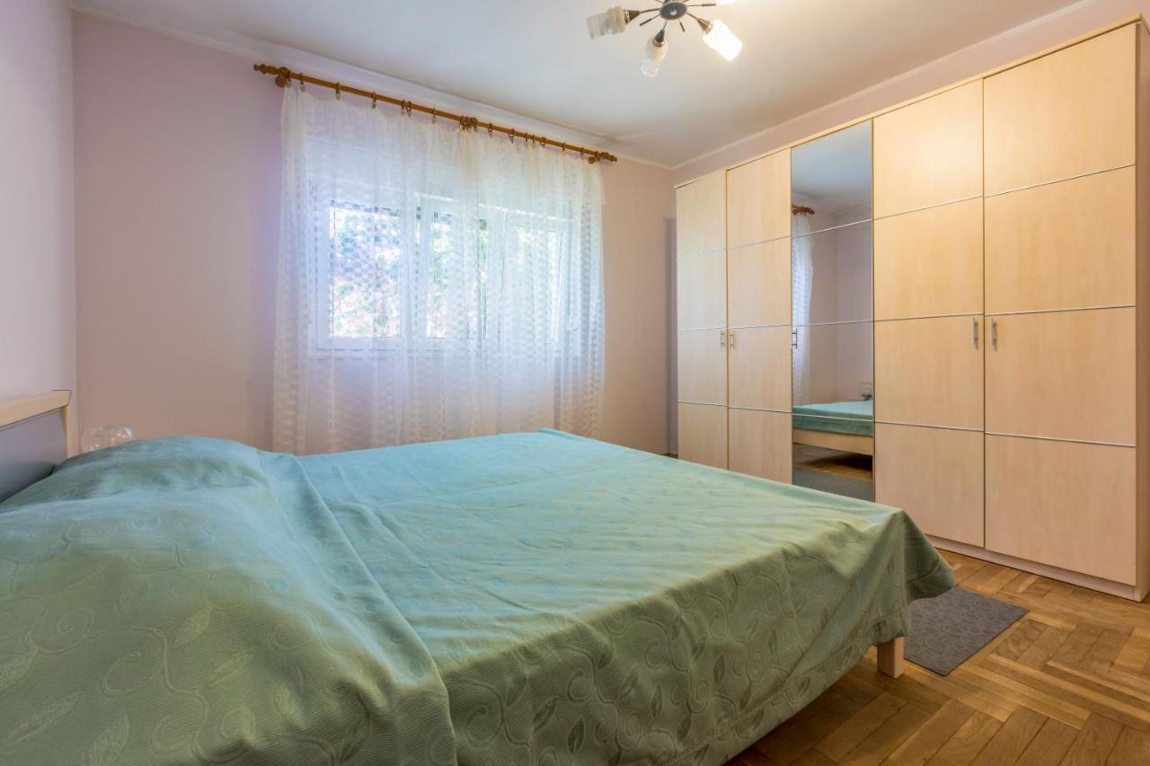 Apartment Eugen Crikvenica Extérieur photo